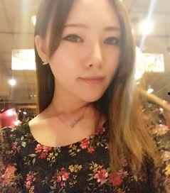 孙静雅福利在线观看,揭秘网络红人的魅力与争议